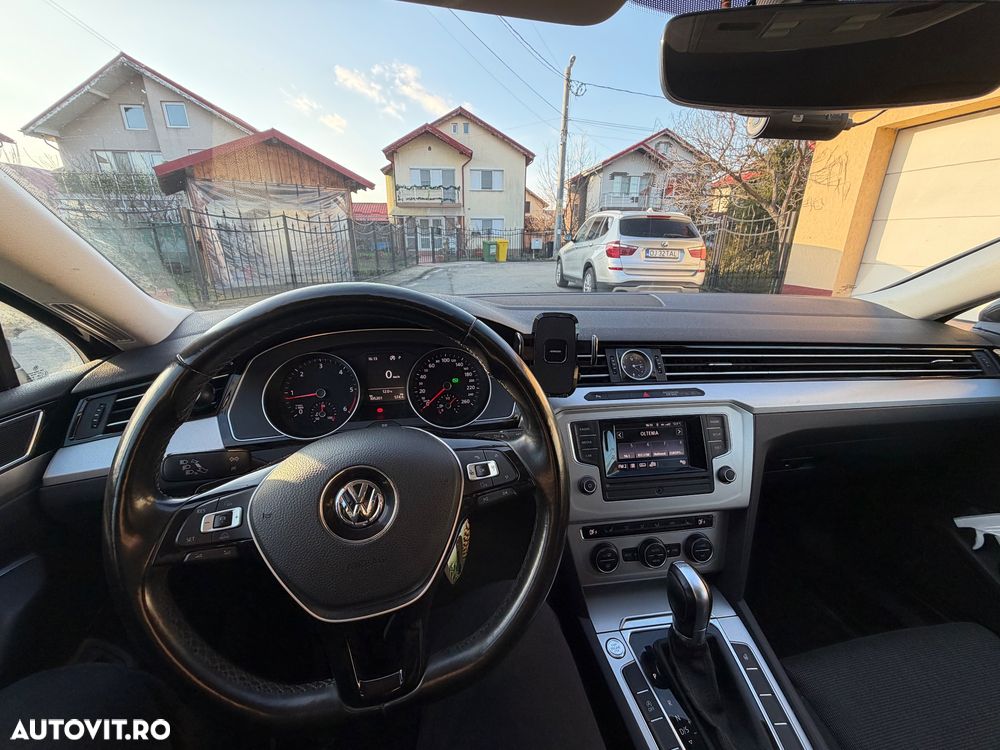 Volkswagen Passat 2.0 TDI DSG Comfortline - 10