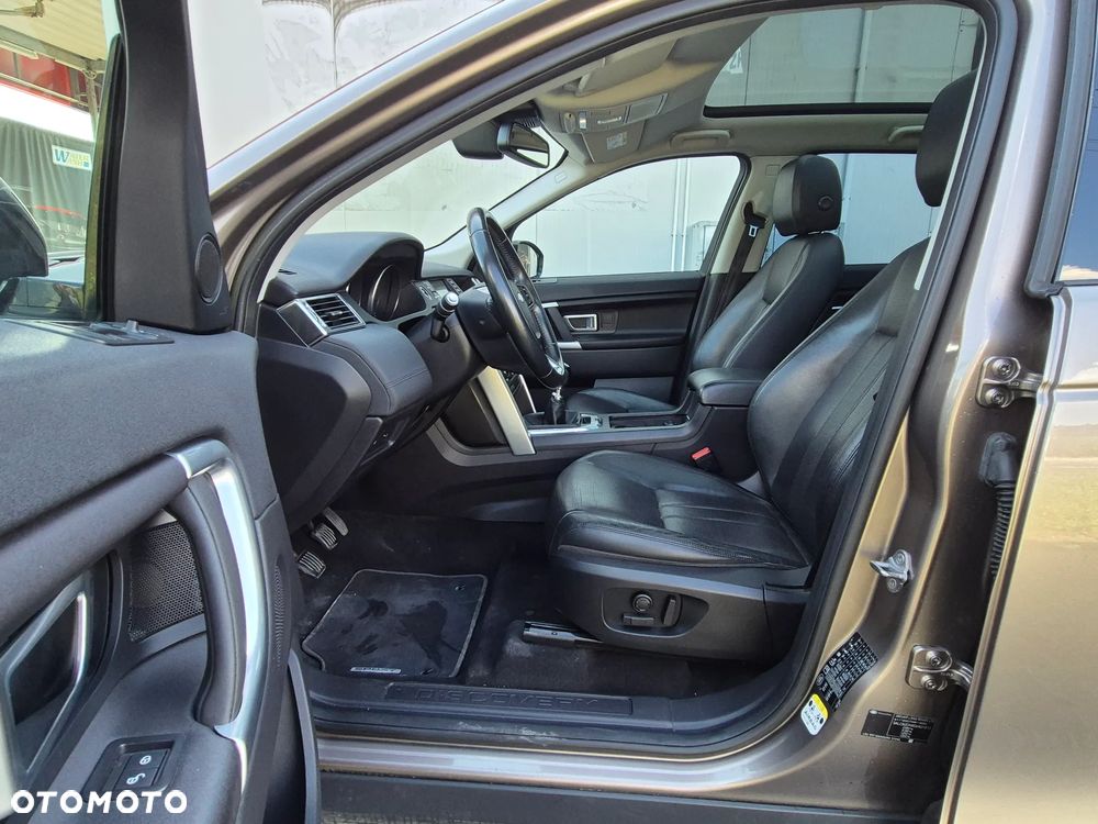Land Rover Discovery Sport 2.0 D150 SE - 24