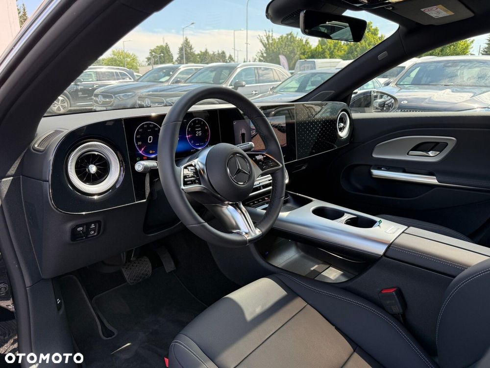 Mercedes-Benz CLA 200 mHEV 8G-DCT - 15