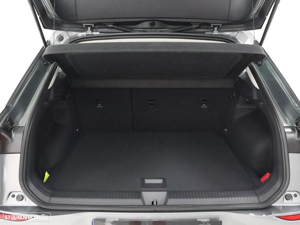 VW T-Roc 1.5 eTSI Trend DSG - 6