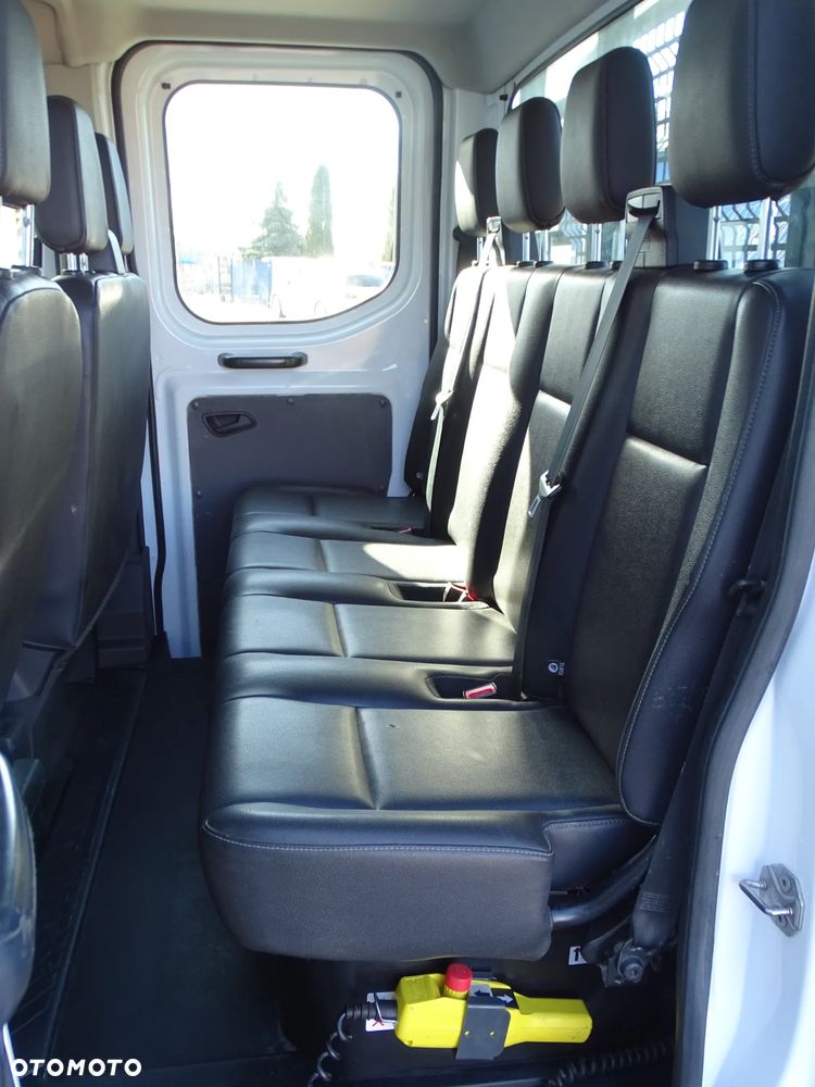 Ford Transit - 25
