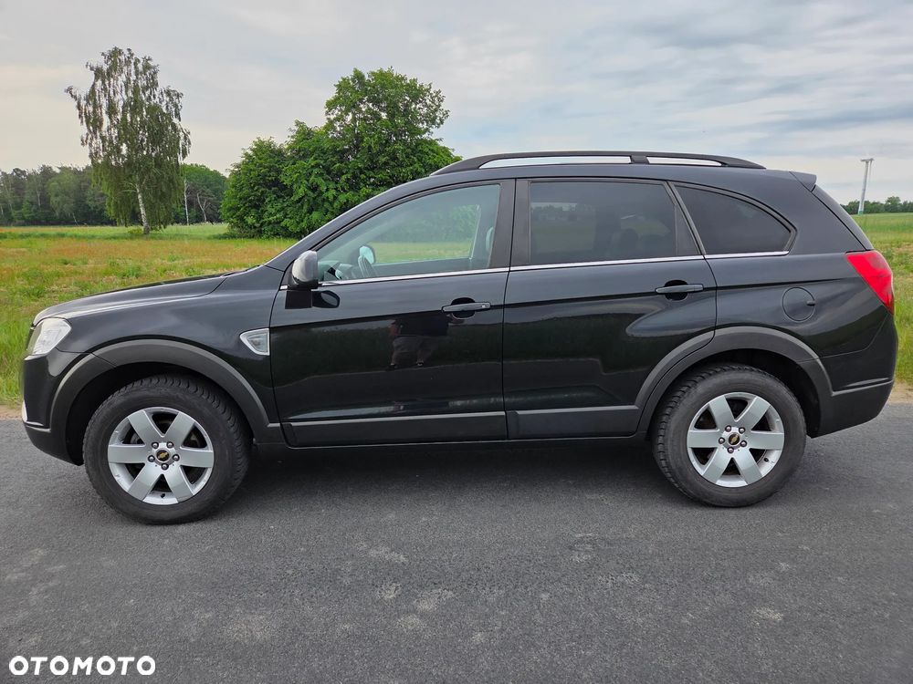 Chevrolet Captiva 2.4 LS - 4
