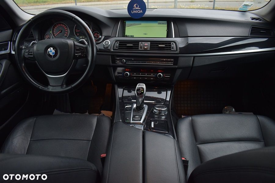 BMW Seria 5 525d Sport-Aut - 5