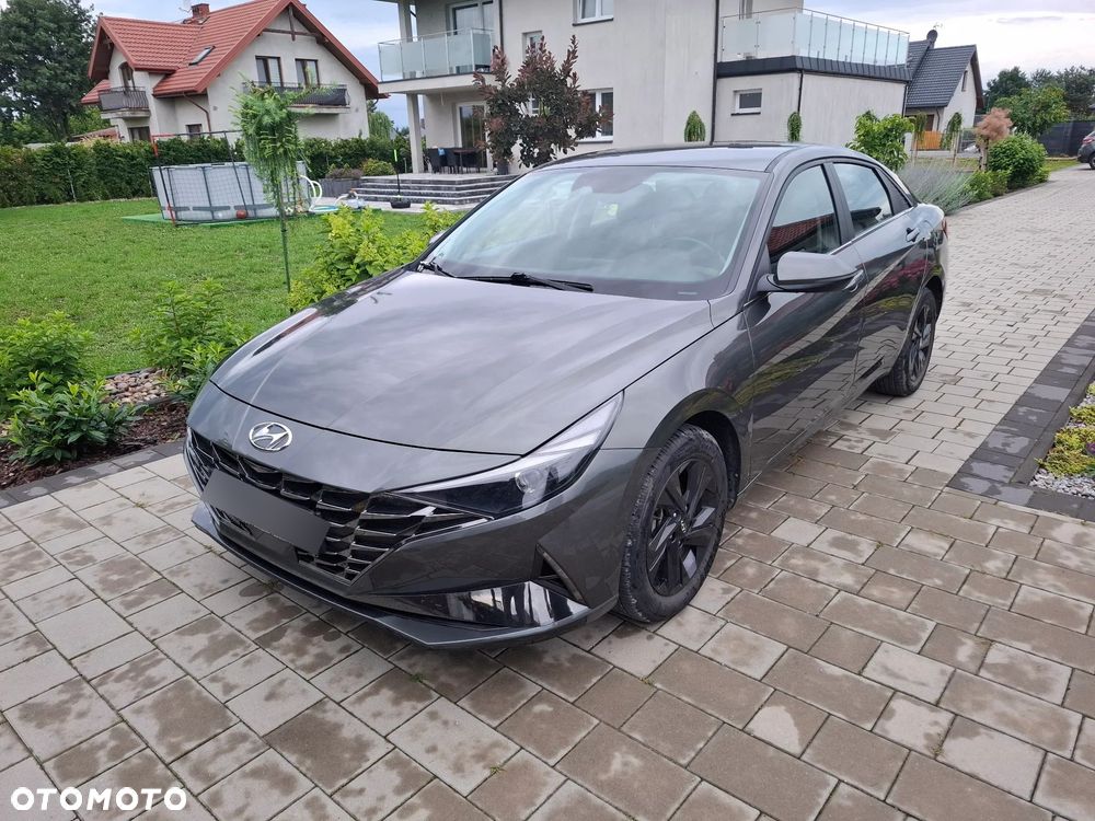 Hyundai Elantra 1.6 Executive CVT - 6