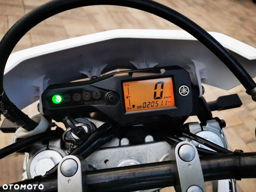 Yamaha WR - 18
