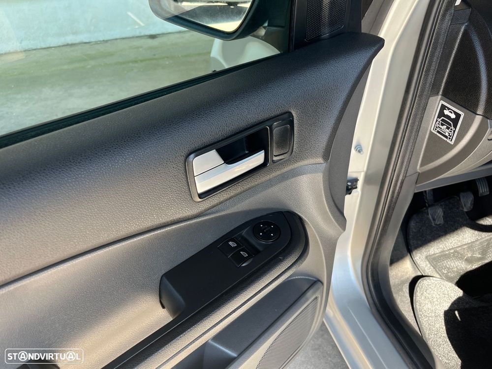 Ford Focus C-Max 1.6 TDCi Ambiente - 13