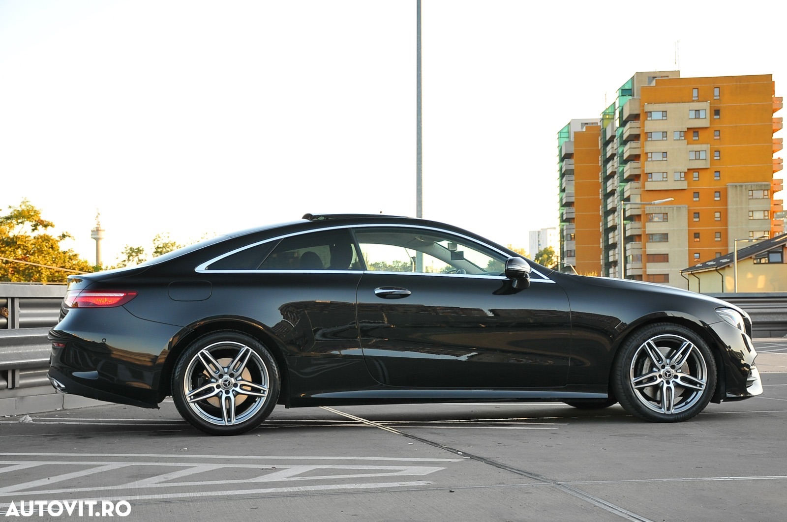 Mercedes-Benz E 350 d 4Matic Coupe 9G-TRONIC AMG Line - 5