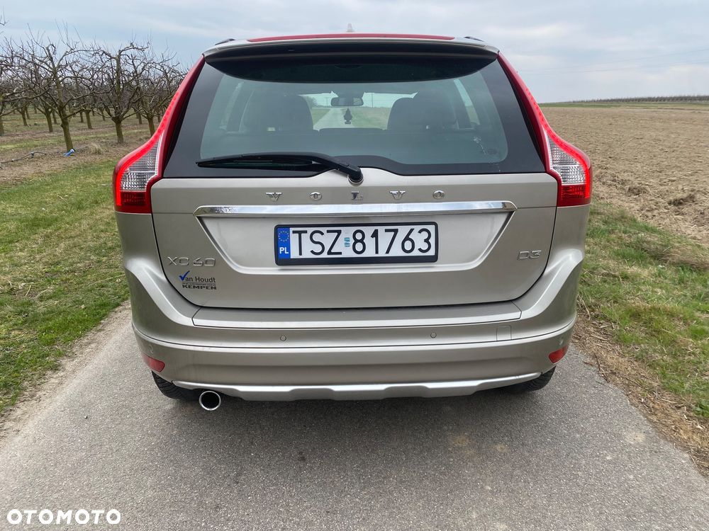 Volvo XC 60 D3 Kinetic - 4