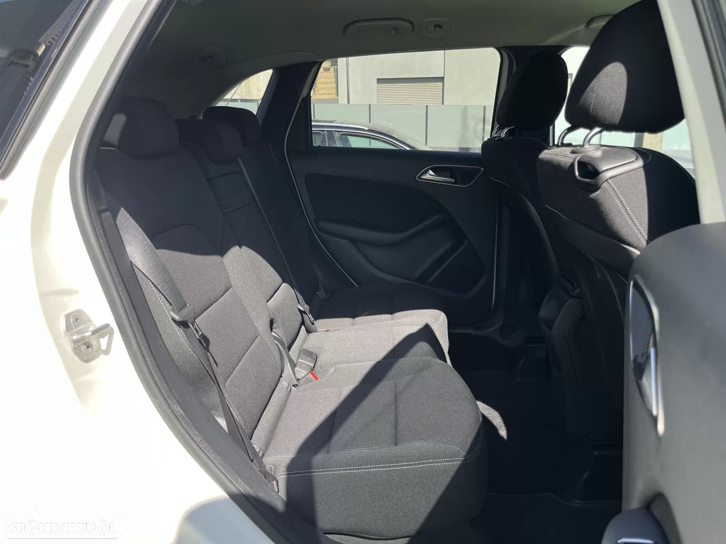 Mercedes-Benz B 220 d 7G-DCT Edition - 42