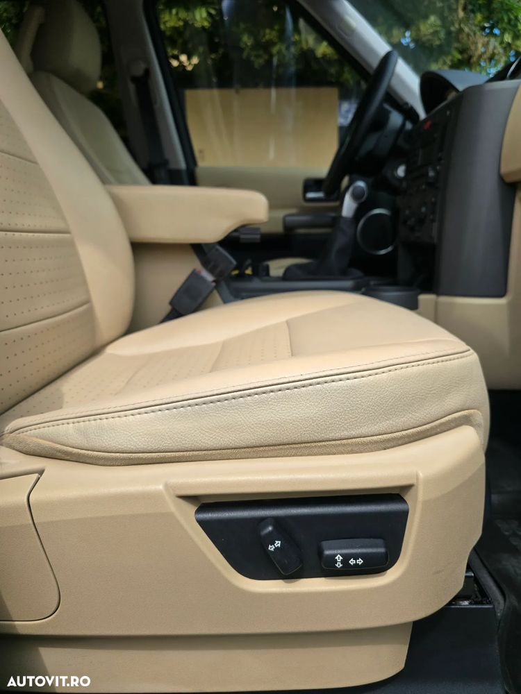 Land Rover Discovery TD 6 HSE - 33