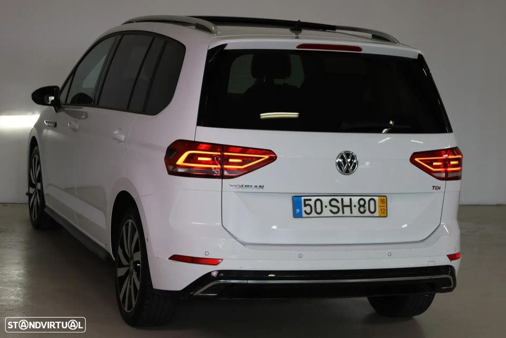 VW Touran 1.6 TDI R-Line DSG - 19