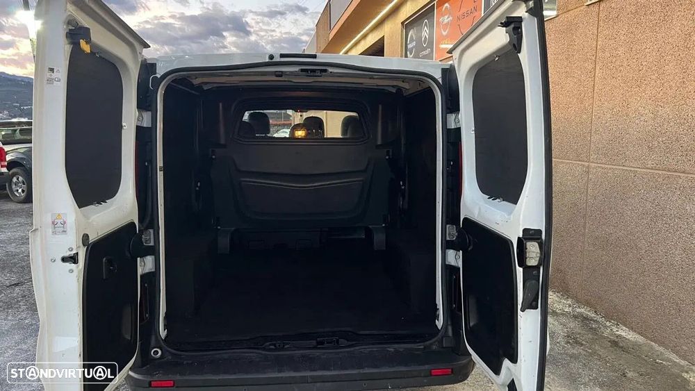 Renault Trafic 1.6 dCi L2H1 1.2T SS - 9