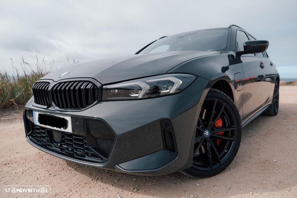 BMW 330 e Touring Pack M Auto - 26