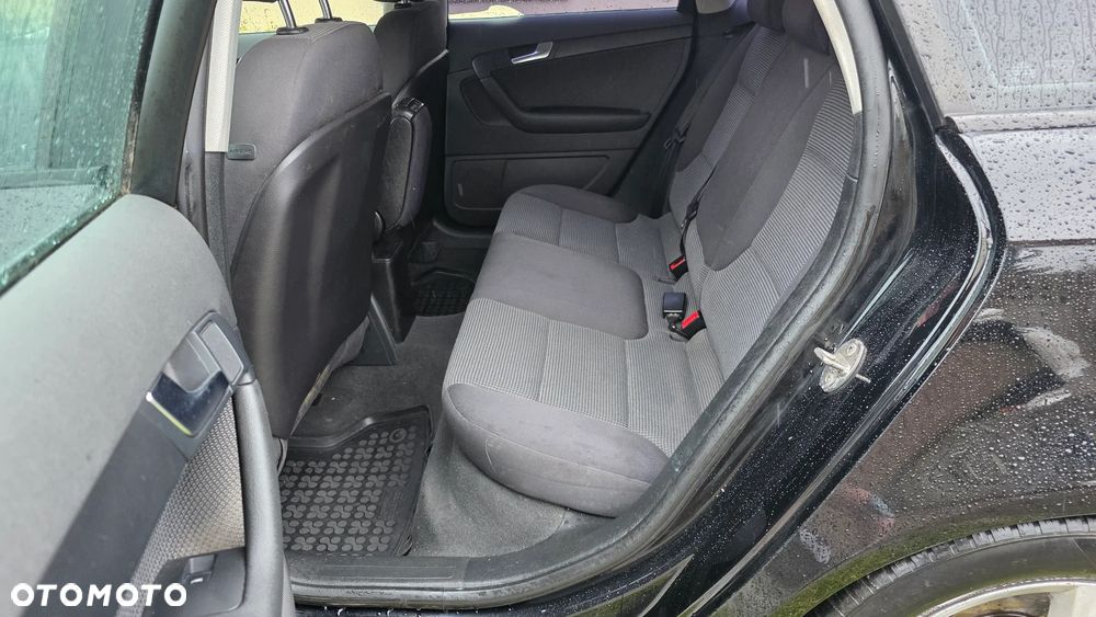 Audi A3 Sportback 1.6 Ambiente - 26