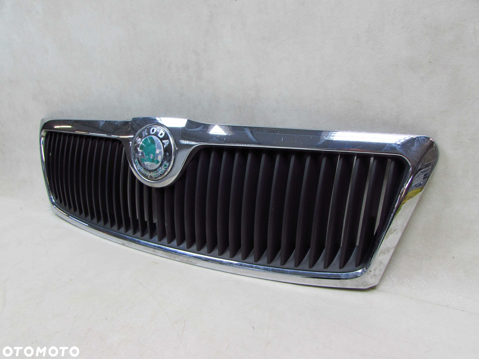 SKODA OCTAVIA II 04-08 ATRAPA CHLODNICY GRILL1Z0853668 - 2
