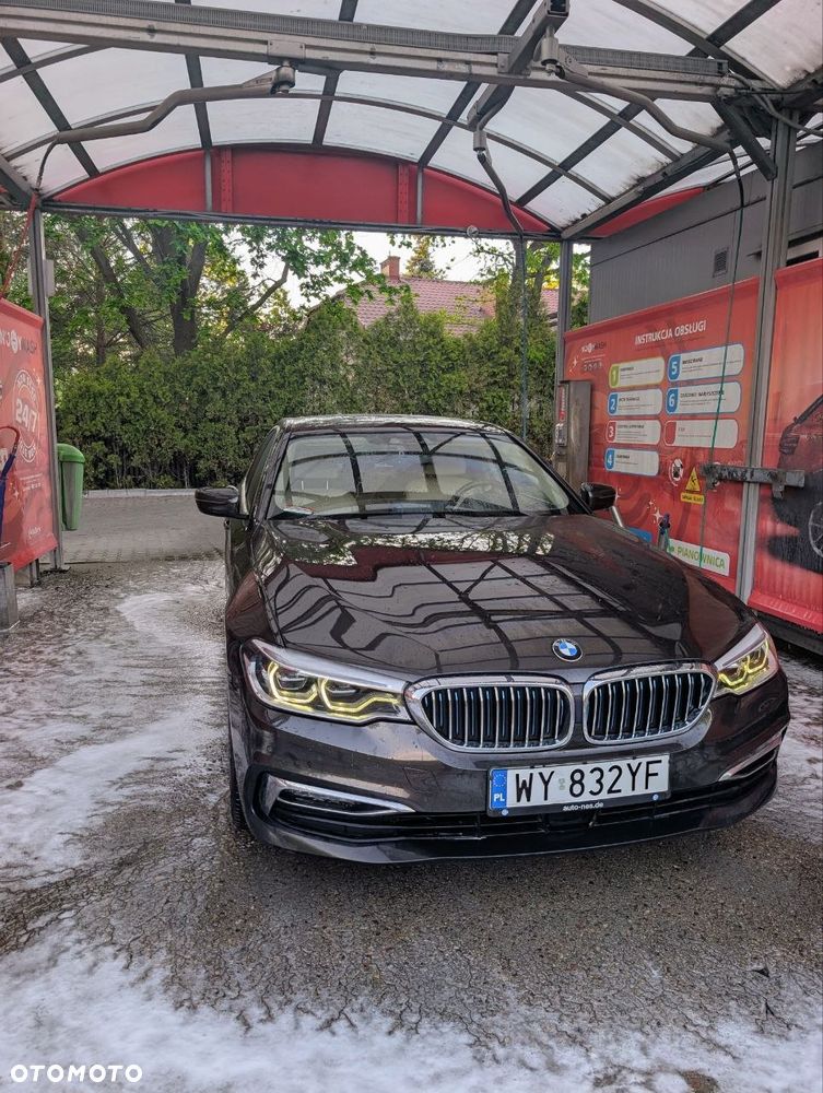 BMW Seria 5 530e iPerformance Luxury Line - 10
