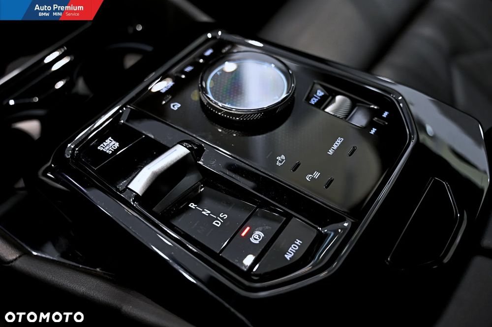 BMW Seria 5 520d xDrive - 9