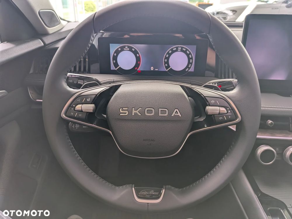 Skoda Superb 1.5 TSI L&K DSG - 17
