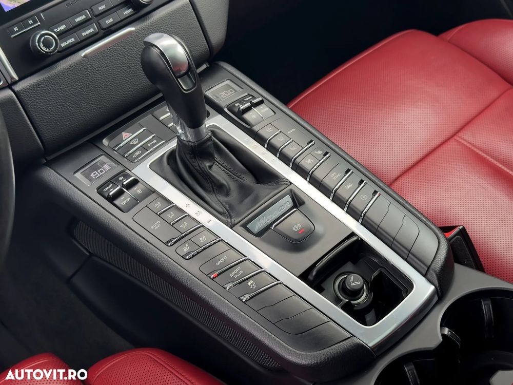Porsche Macan Standard - 18