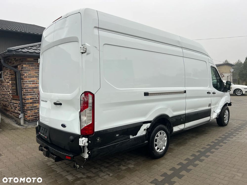 Ford Transit - 4