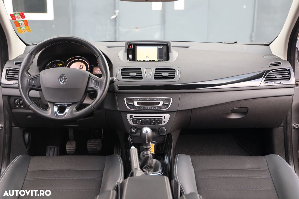 Renault Megane ENERGY dCi 110 Start & Stop Bose Edition - 14