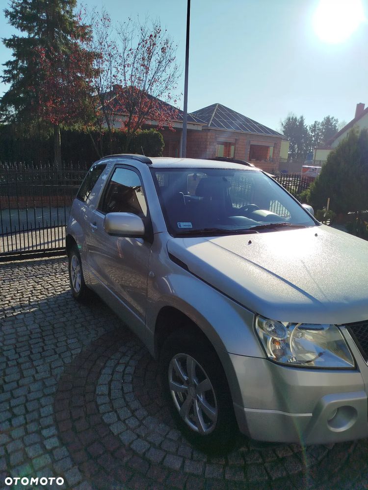 Suzuki Grand Vitara 1.6 - 3
