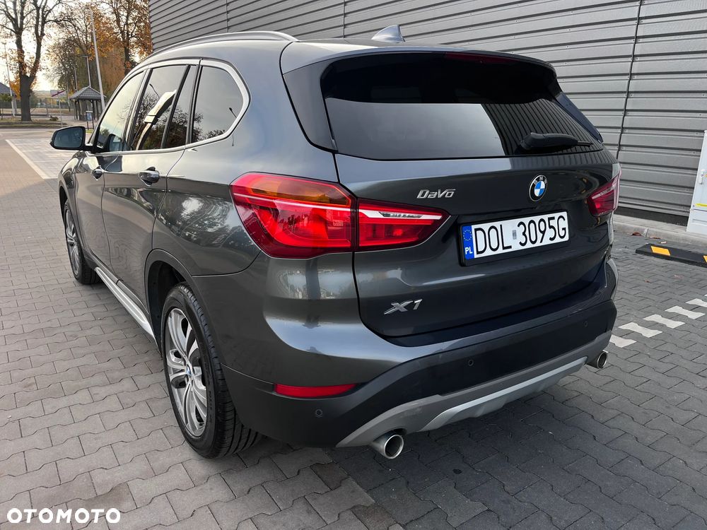 BMW X1 sDrive18d sport - 5