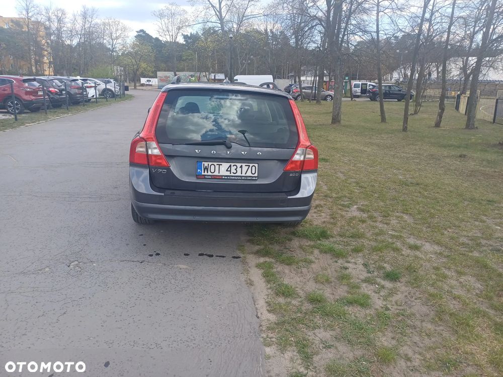 Volvo V70 2.0D Kinetic - 3