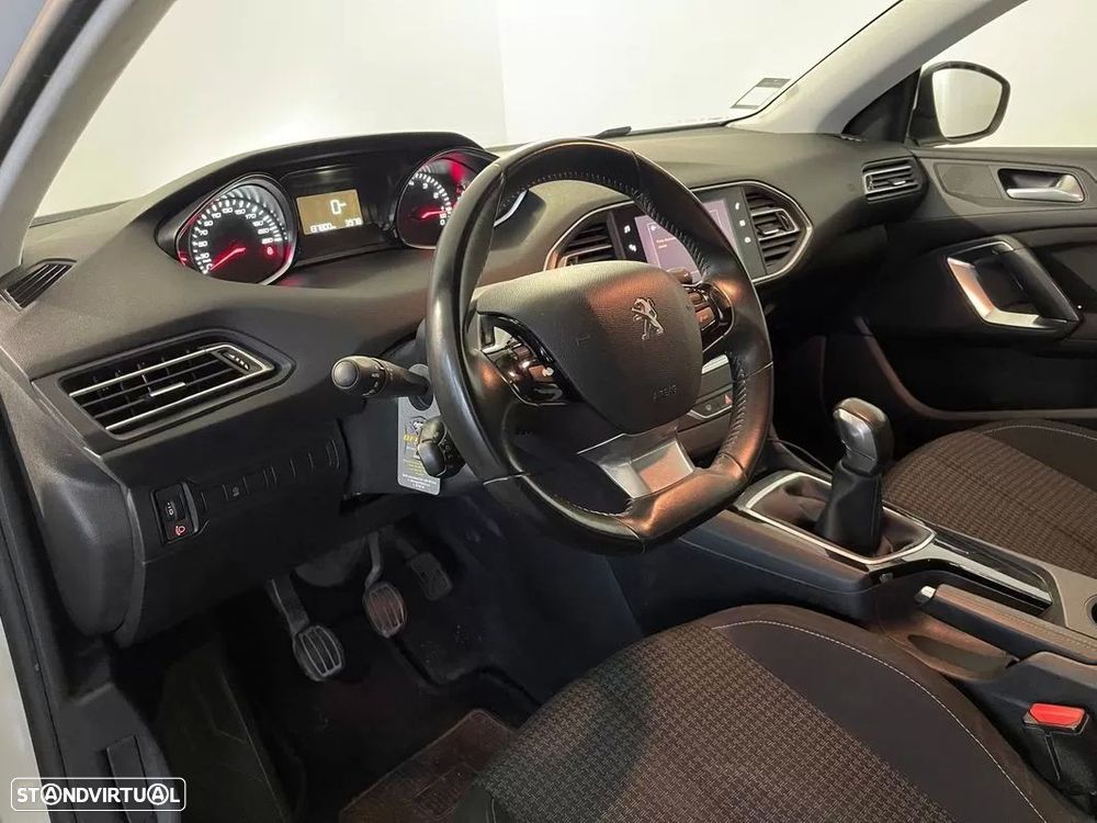 Peugeot 308 1.2 PureTech Style - 12