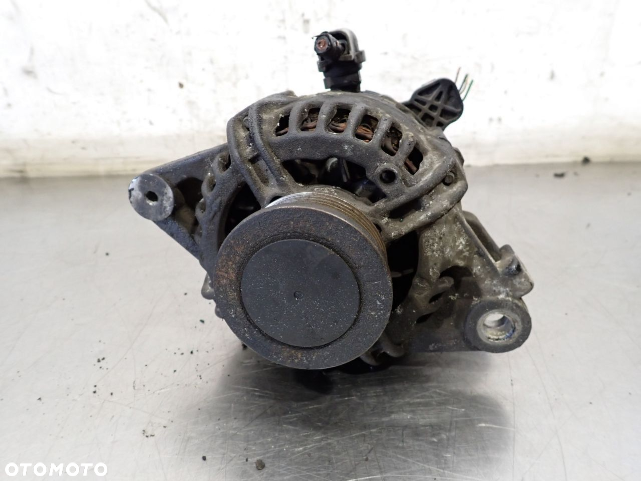ALTERNATOR 90A TOYOTA YARIS II 1.4 D4D 27060-0N011 - 3