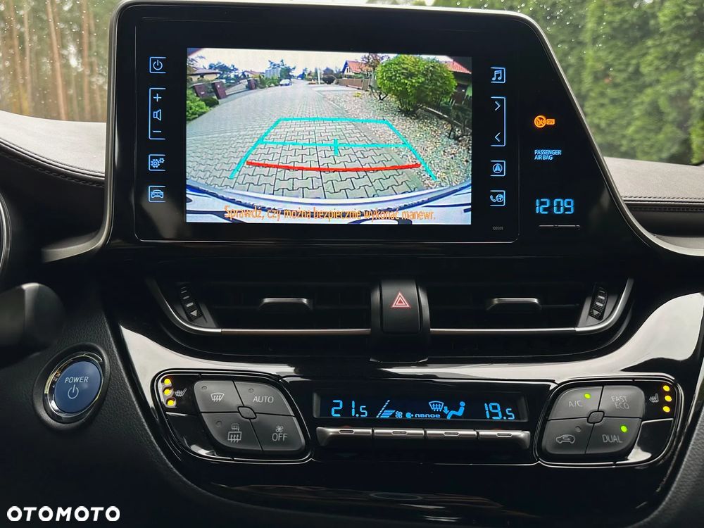 Toyota C-HR 1.8 Hybrid GPF Executive - 33