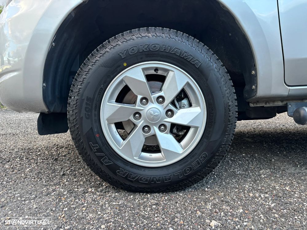 Mitsubishi L200 2.4 DI-D CD Invite 2WD - 33