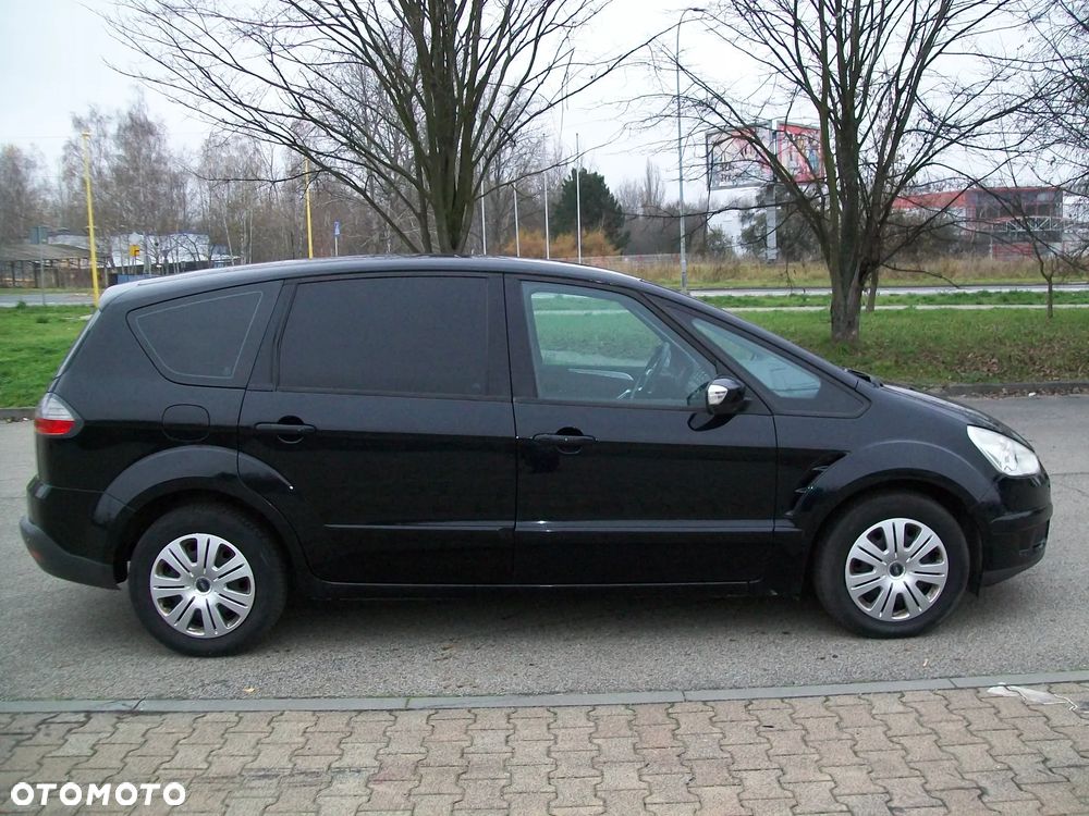 Ford S-Max - 10