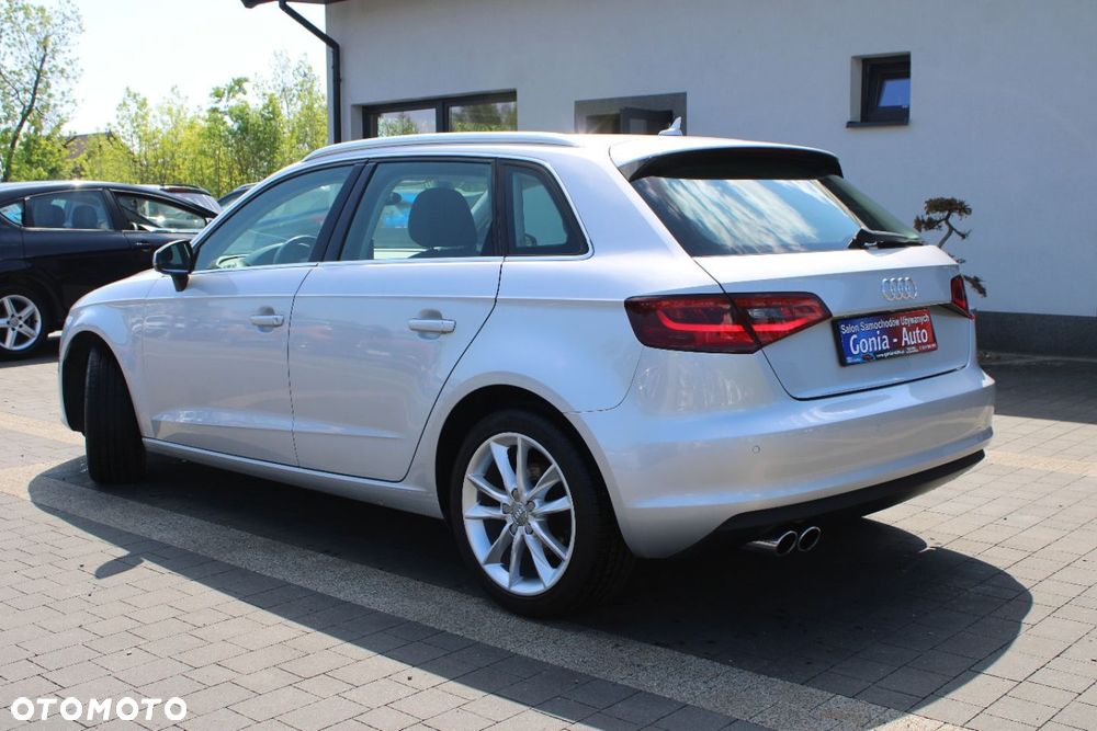 Audi A3 Sportback - 4
