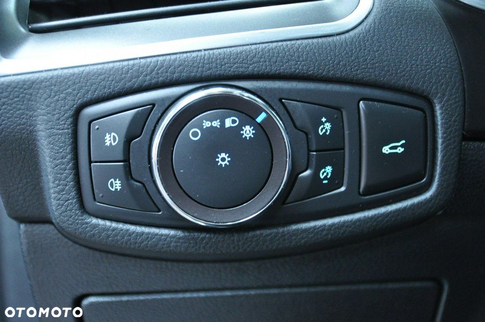 Ford S-Max 2.0 EcoBlue Titanium - 14
