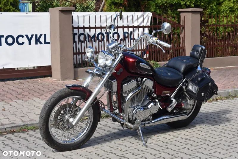 Suzuki Intruder - 21