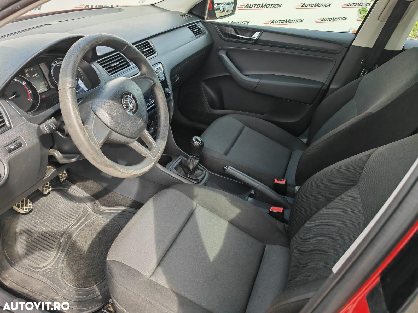 Skoda RAPID - 10