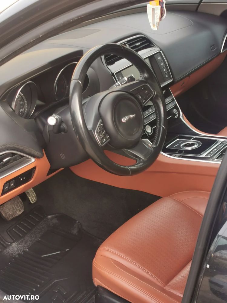 Jaguar XE E-Performance Aut. Prestige - 5