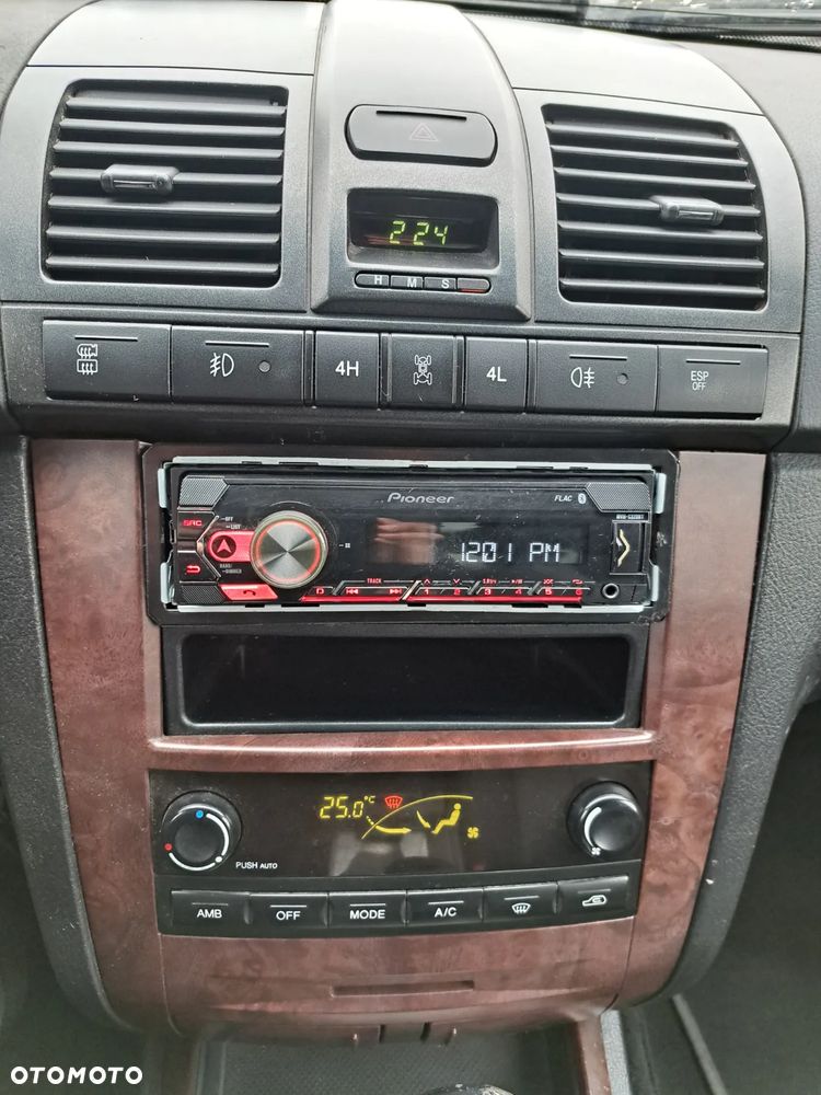 SsangYong/KGM Rexton - 10