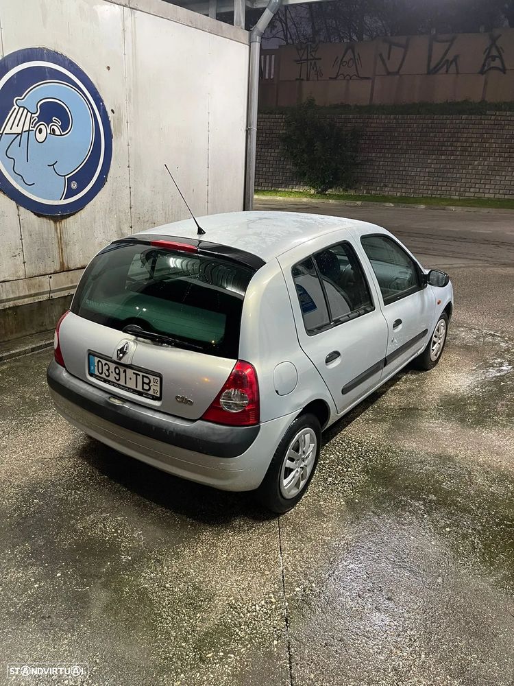 Renault Clio 1.2 - 5