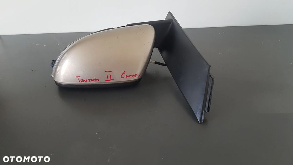 VW TOURAN II LUSTERKO ZEWNĘTRZNE LEWE 6PIN - 2