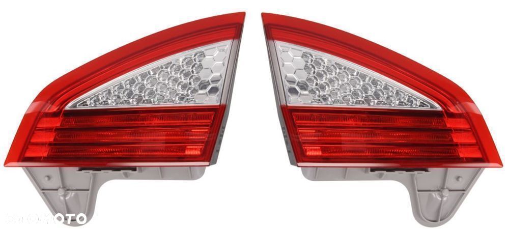 Ford Mondeo 07-10 Lampa Tylna Wewnetrzna NOWA