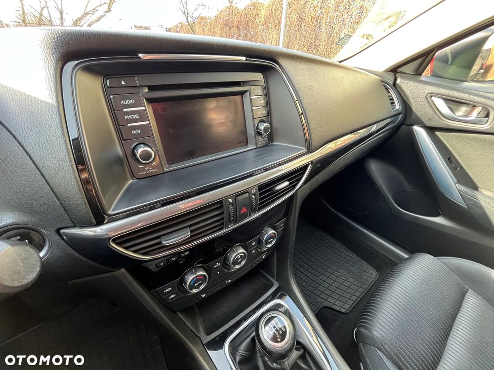 Mazda 6 - 8
