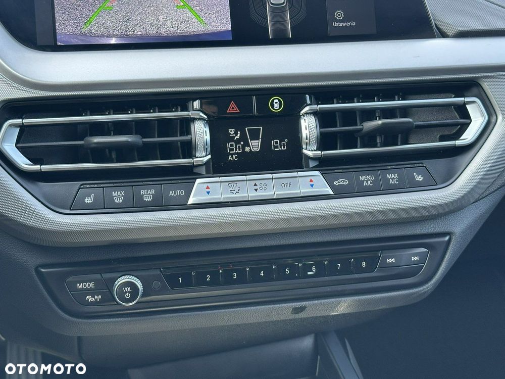 BMW Seria 1 118i Advantage - 19
