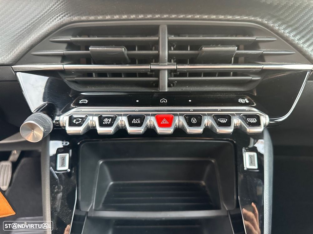 Peugeot 2008 1.2 PureTech Active - 13