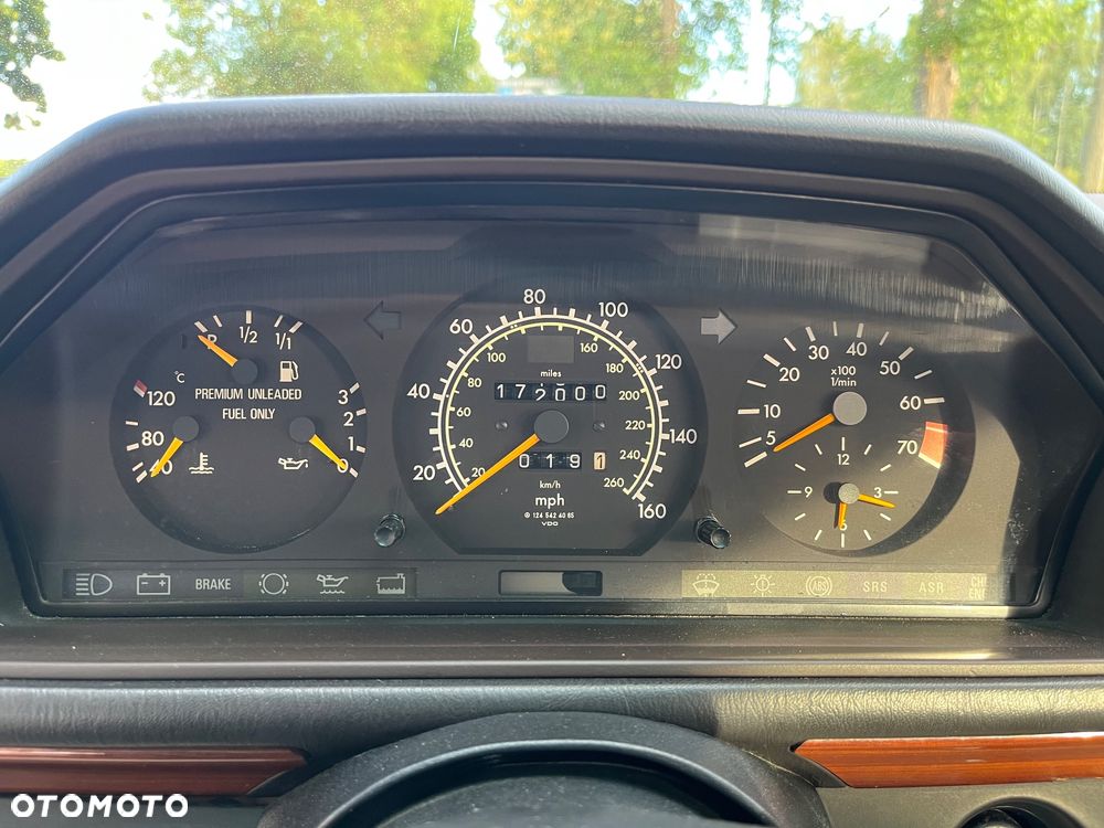 Mercedes-Benz W124 (1984-1993) - 14