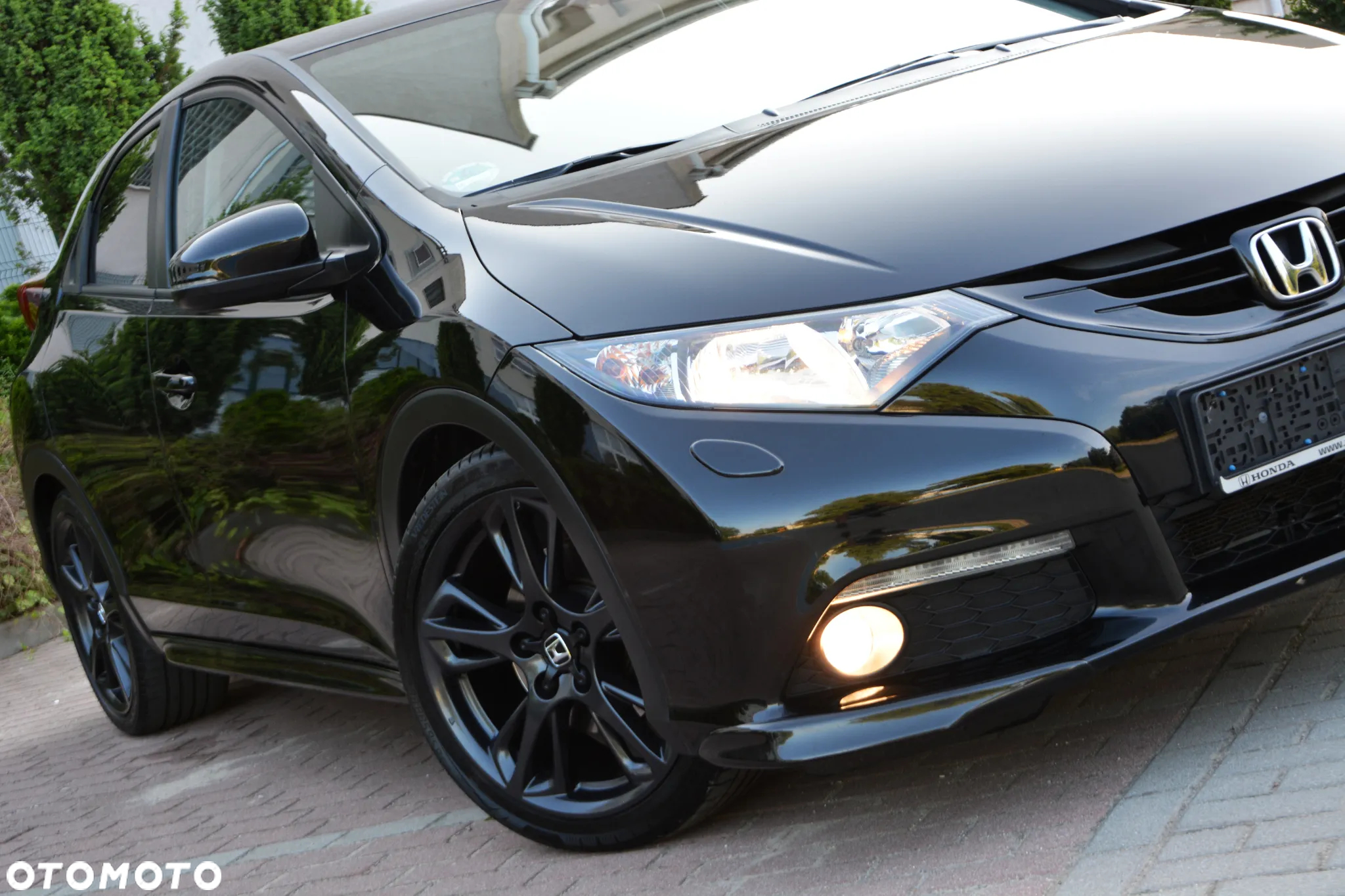Honda Civic 1.8 i-VTEC Comfort Black Edition - 15