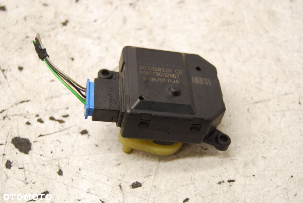 SILNICZEK NAGRZEWNICY 309368301CD SKODA FABIA II AUDI VW SEAT