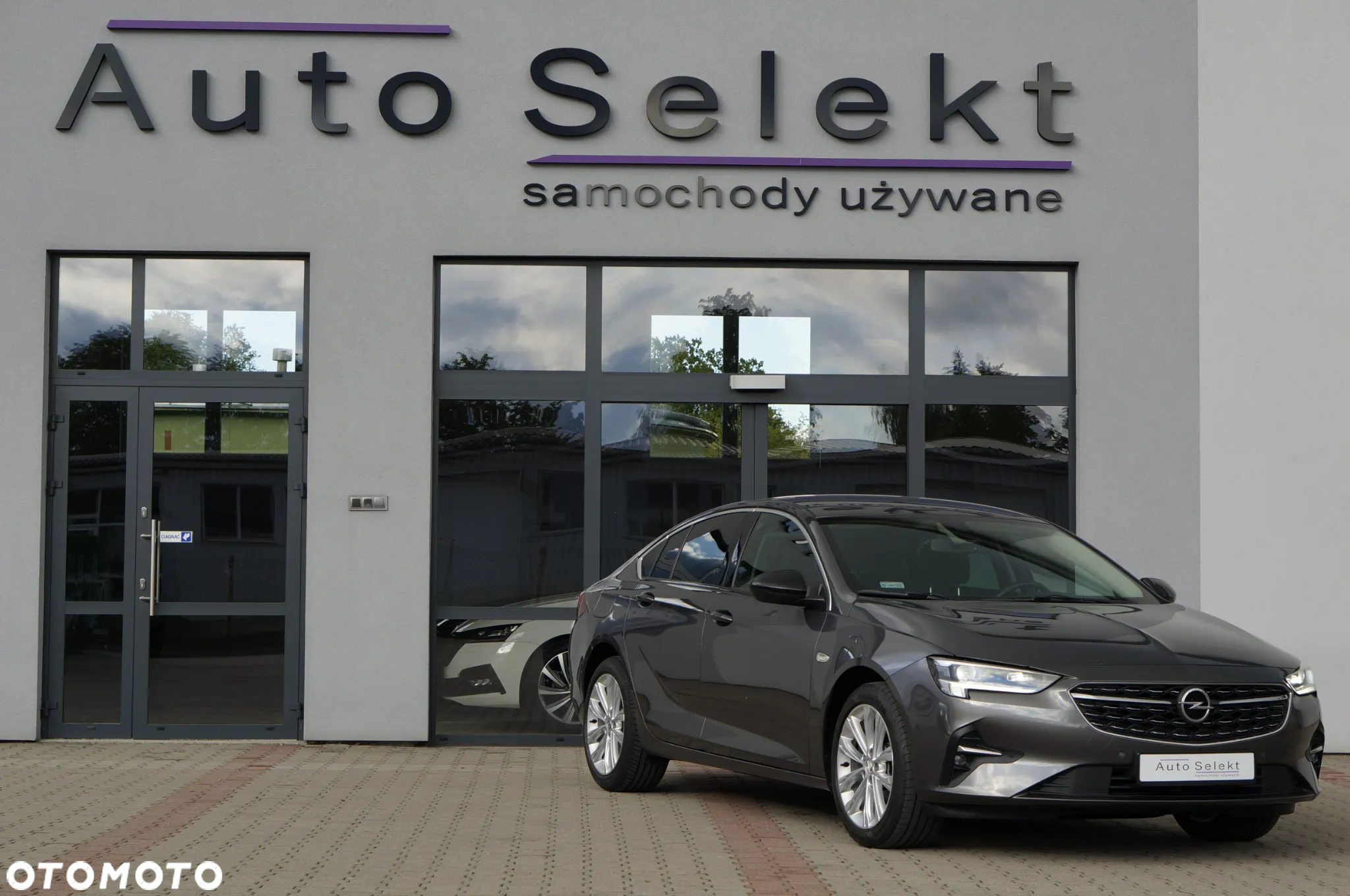 Opel Insignia 2.0 CDTI Business Elegance S&S - 2