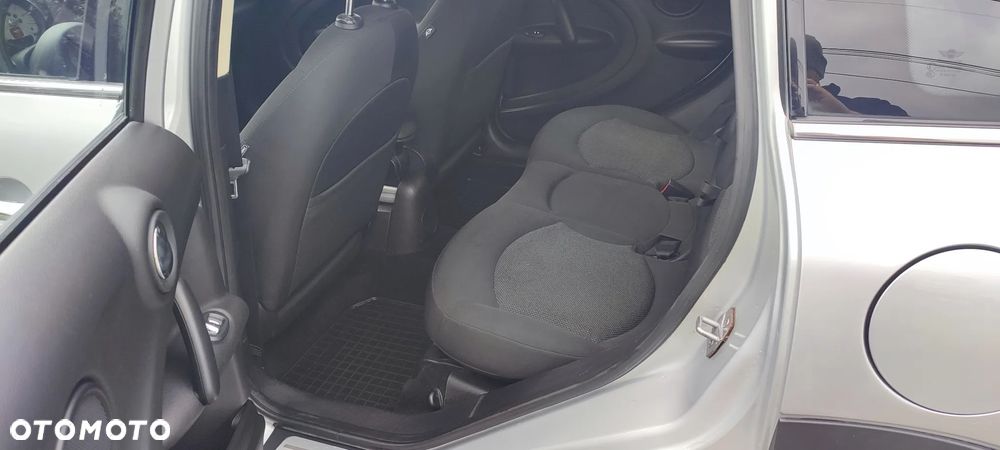 MINI Countryman One D - 11